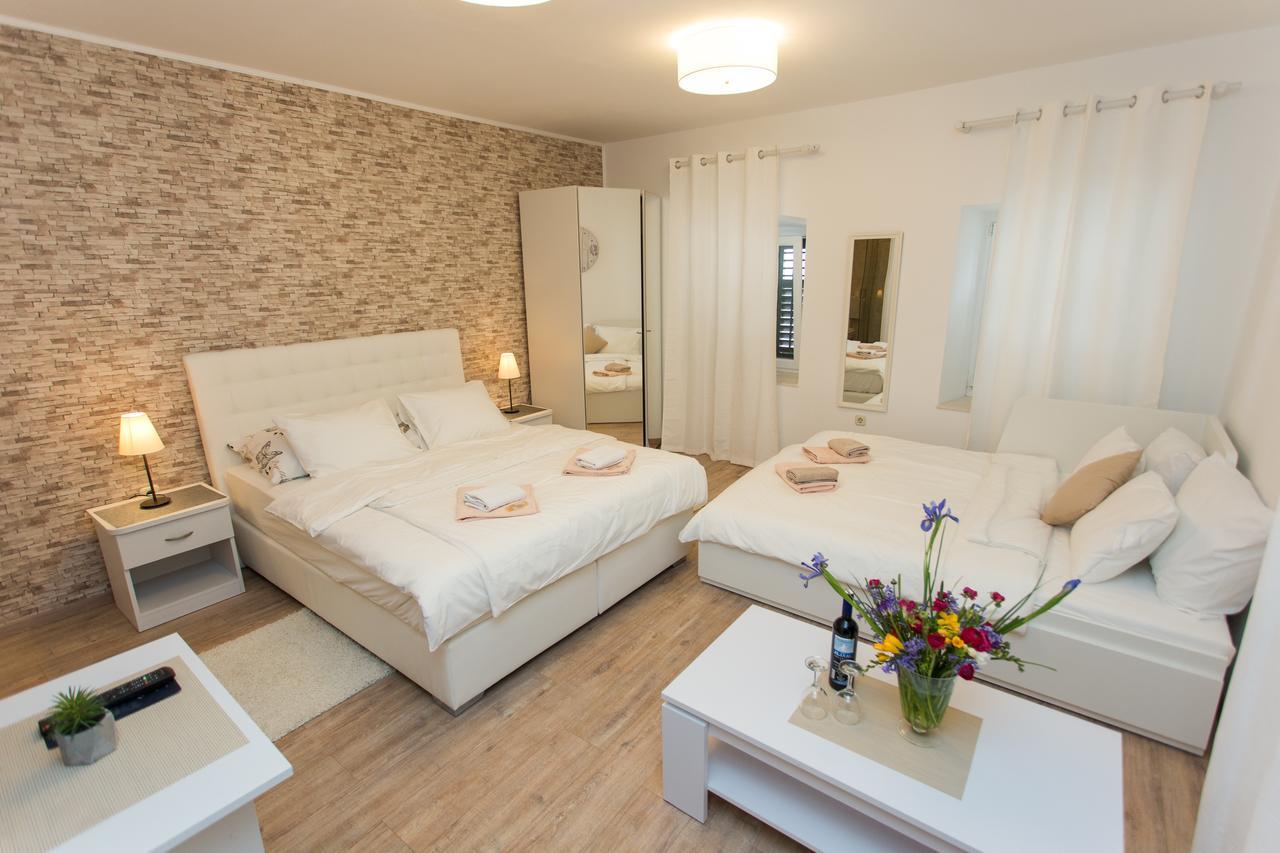 Apartments Villa Sol 스톤 외부 사진